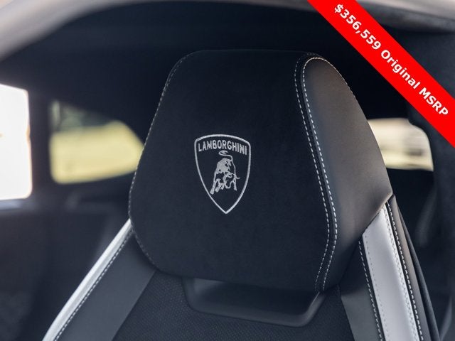 2024 Lamborghini Urus Performante