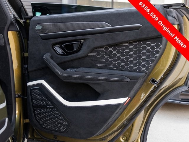 2024 Lamborghini Urus Performante