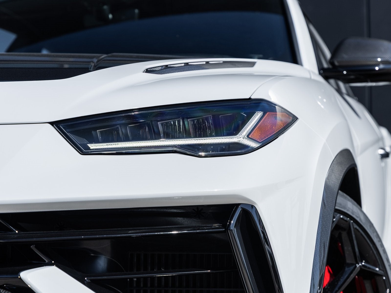 2024 Lamborghini Urus Performante