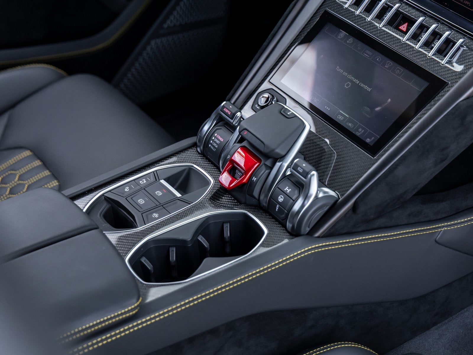 2024 Lamborghini Urus Performante