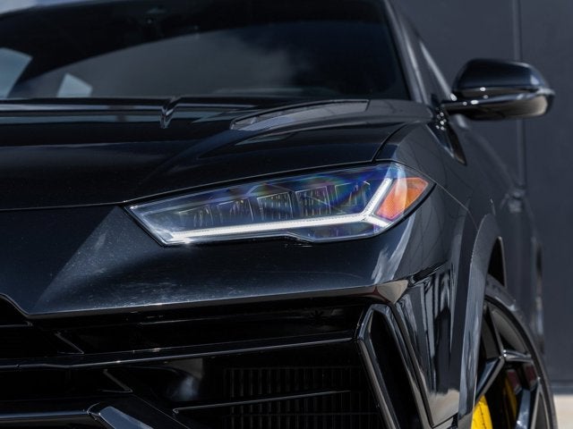 2024 Lamborghini Urus Performante