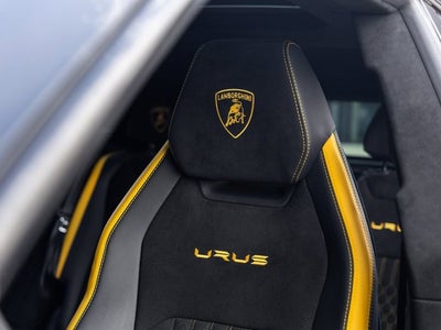 2024 Lamborghini Urus Performante
