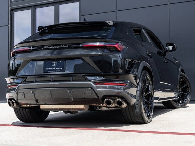 2024 Lamborghini Urus Performante