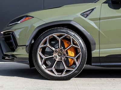 2023 Lamborghini Urus Performante