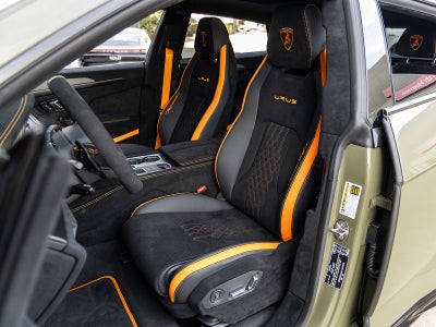 2023 Lamborghini Urus Performante