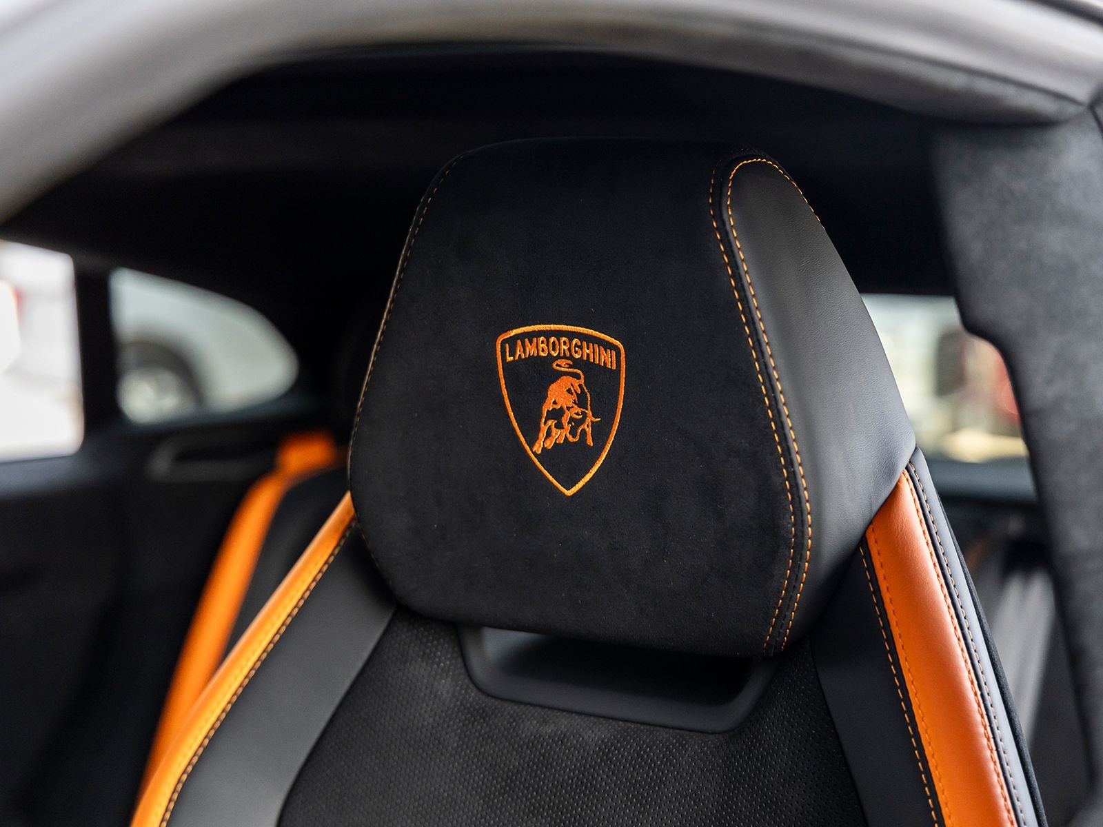 2023 Lamborghini Urus Performante