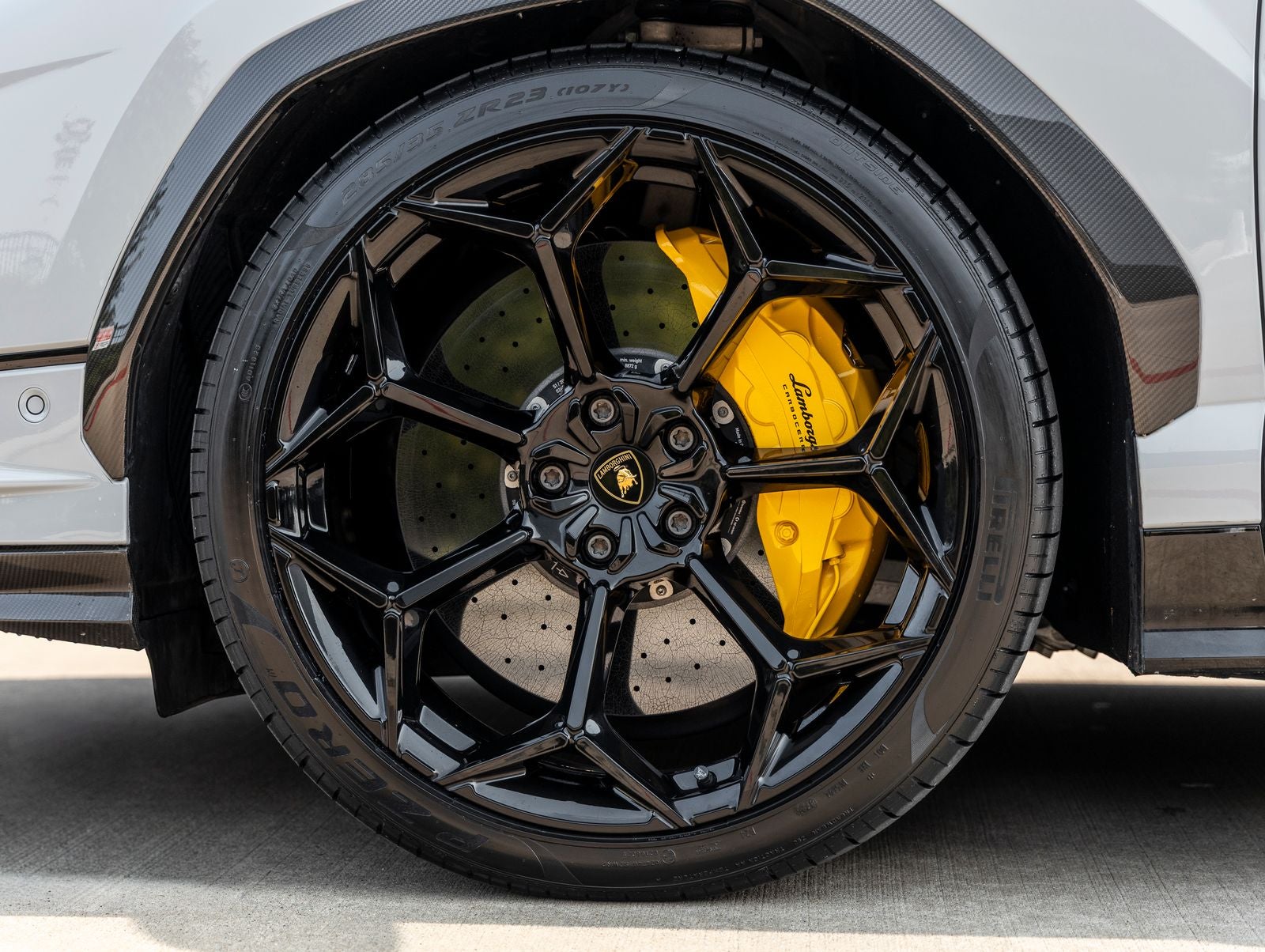 2024 Lamborghini Urus Performante