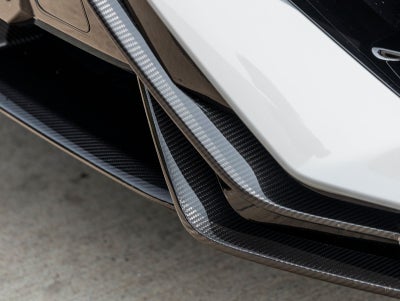 2024 Lamborghini Urus Performante