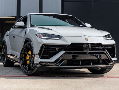 2024 Lamborghini Urus Performante