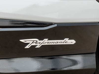 2024 Lamborghini Urus Performante