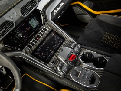 2024 Lamborghini Urus Performante