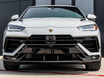 2024 Lamborghini Urus Performante