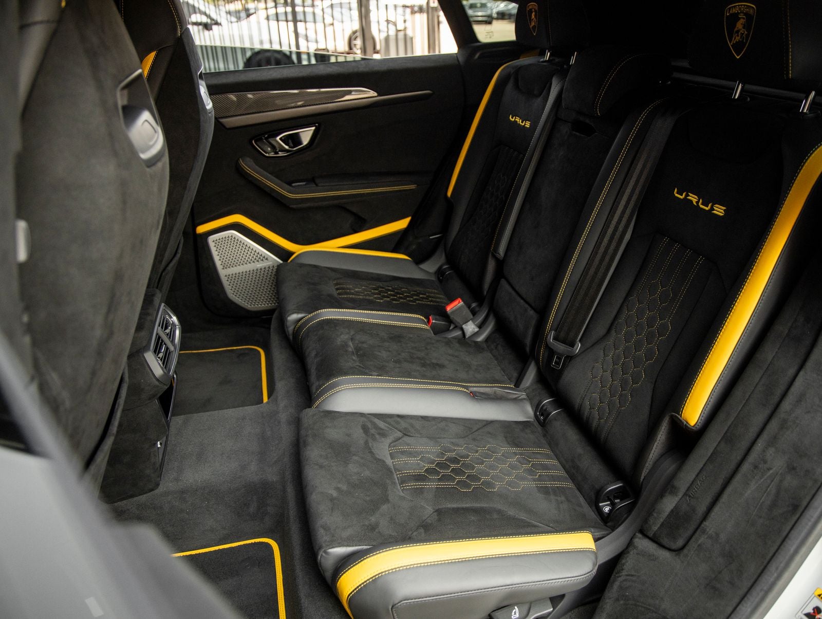 2024 Lamborghini Urus Performante