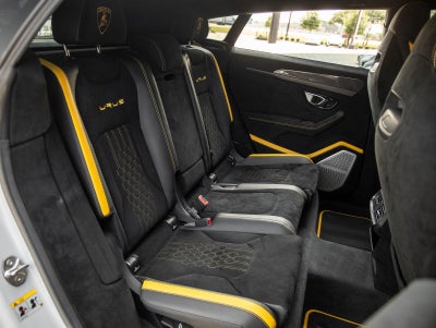 2024 Lamborghini Urus Performante