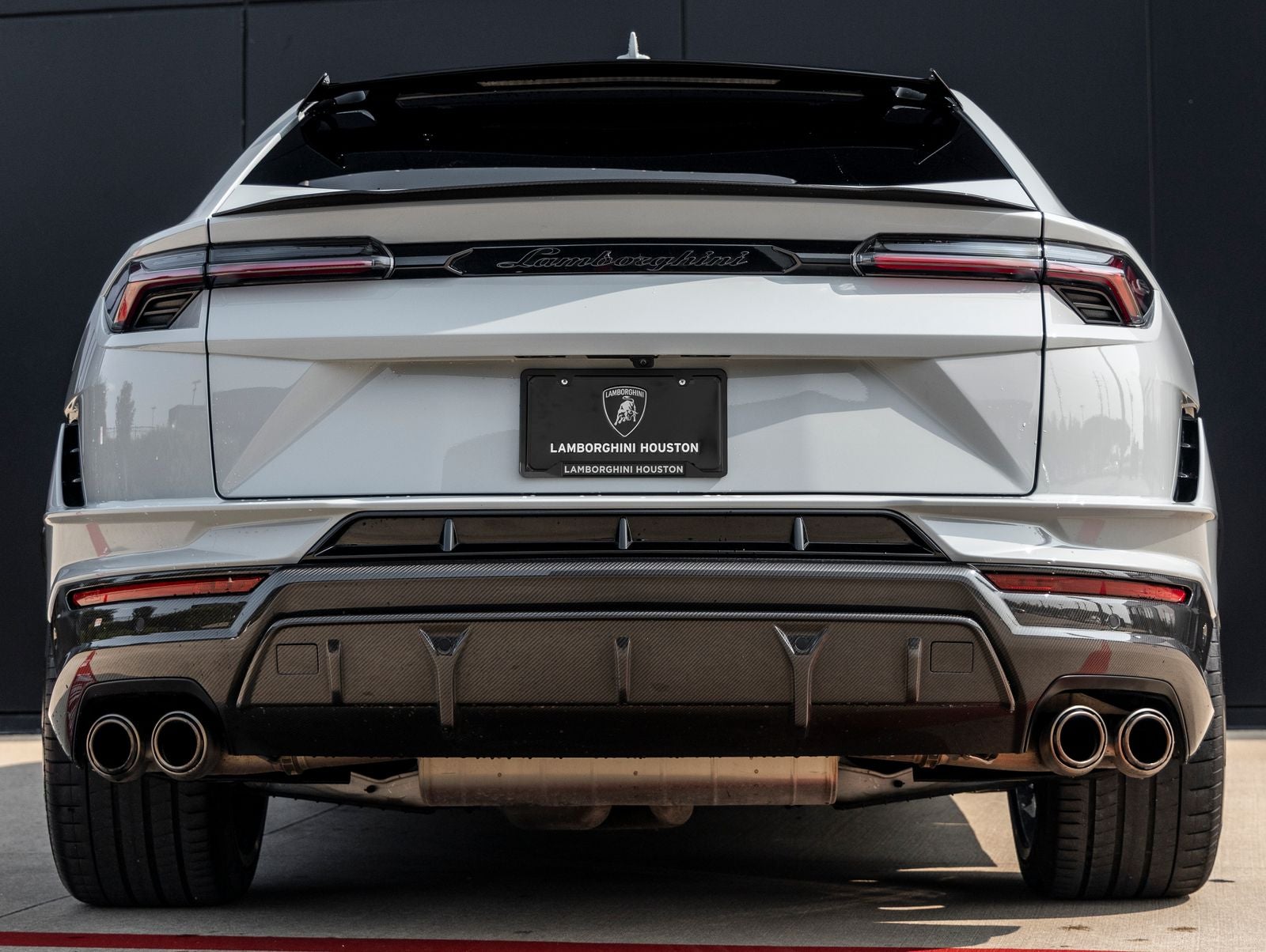 2024 Lamborghini Urus Performante