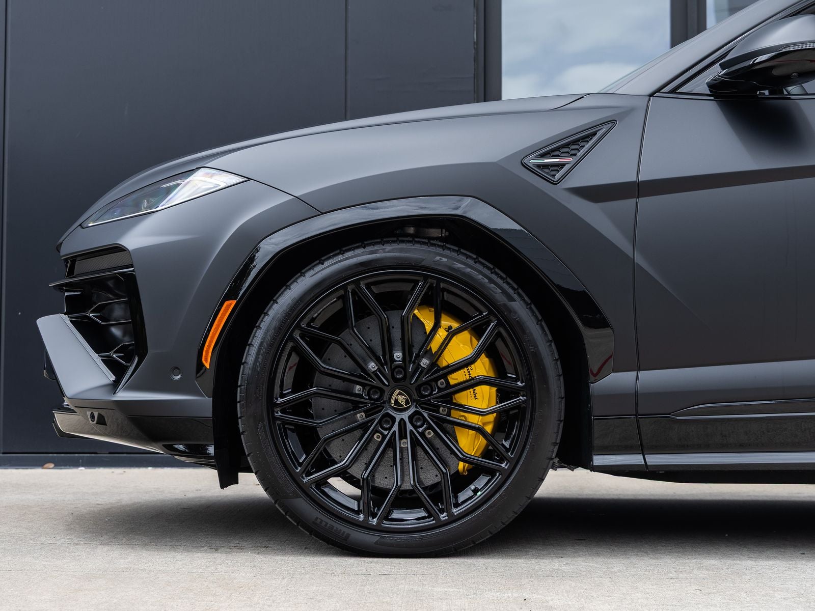 2026 Lamborghini Urus SE