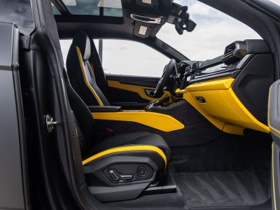 2026 Lamborghini Urus SE