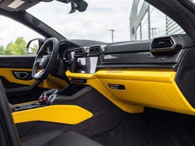 2026 Lamborghini Urus SE