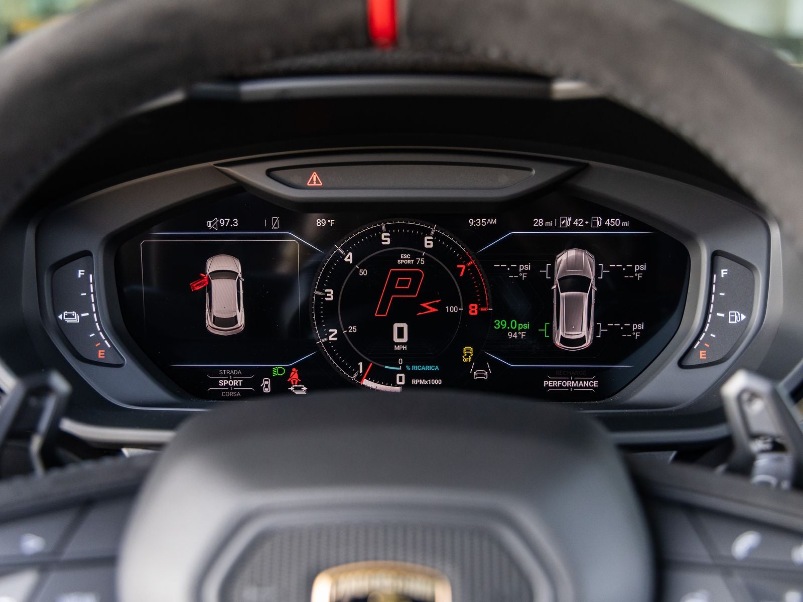 2026 Lamborghini Urus SE