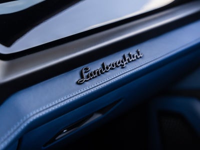 2026 Lamborghini Urus SE