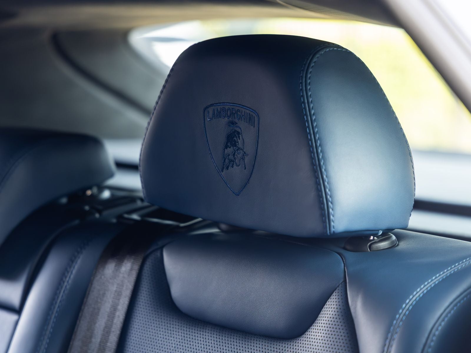 2026 Lamborghini Urus SE
