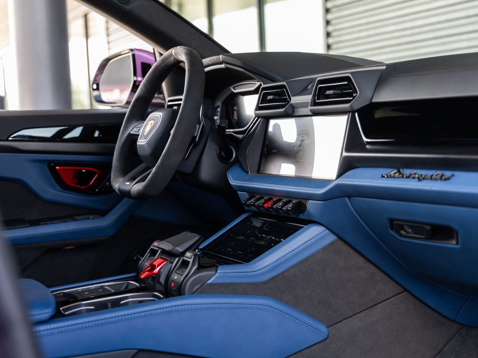 2026 Lamborghini Urus SE