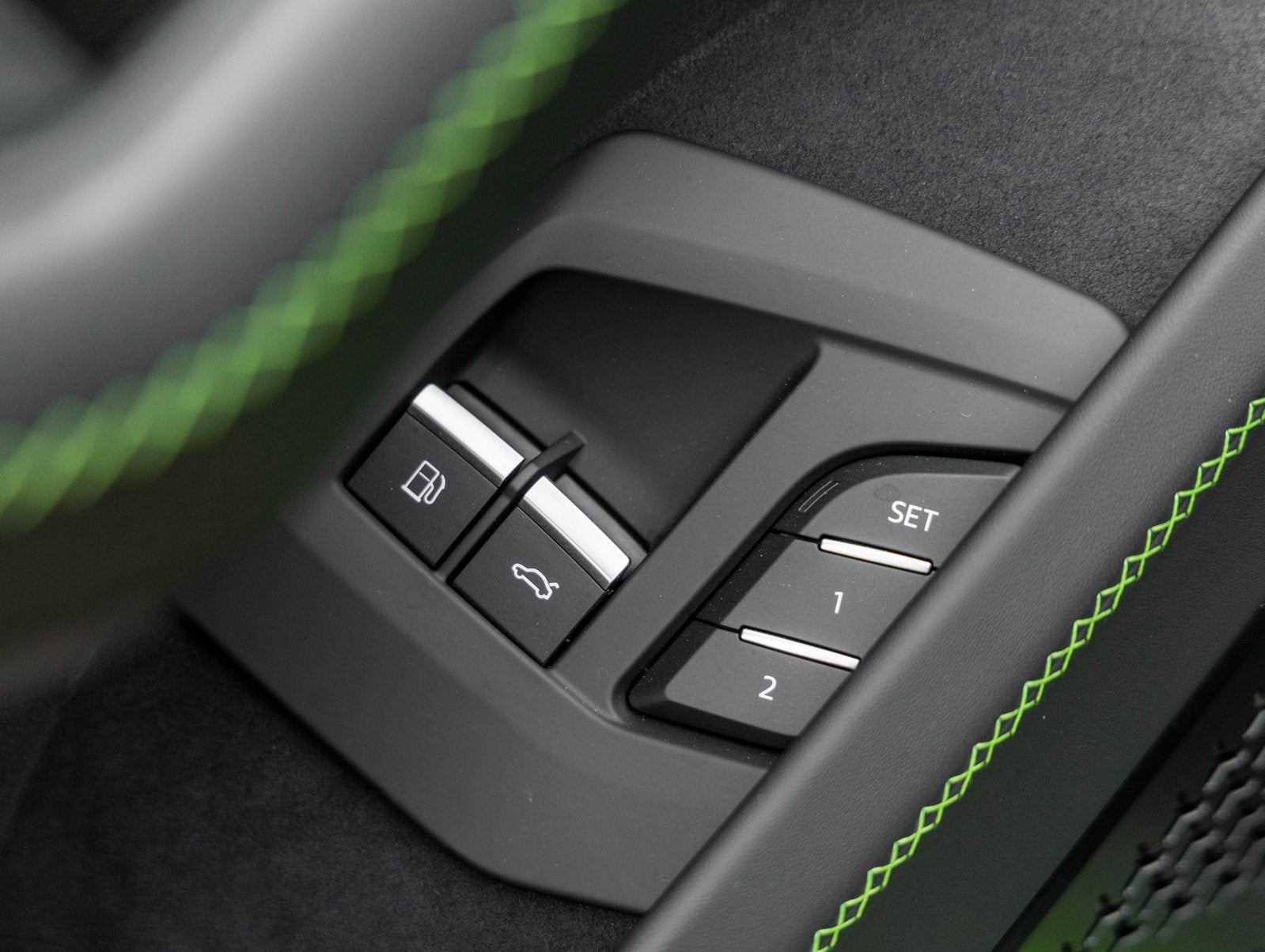 2025 Lamborghini Urus SE