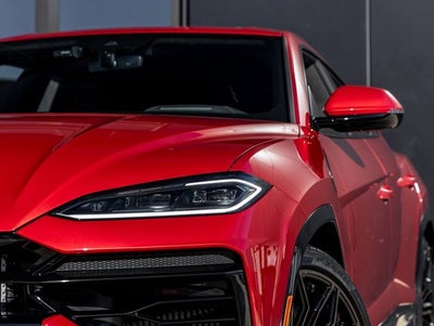 2025 Lamborghini Urus SE