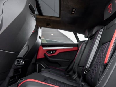 2025 Lamborghini Urus SE