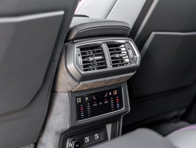 2025 Lamborghini Urus SE