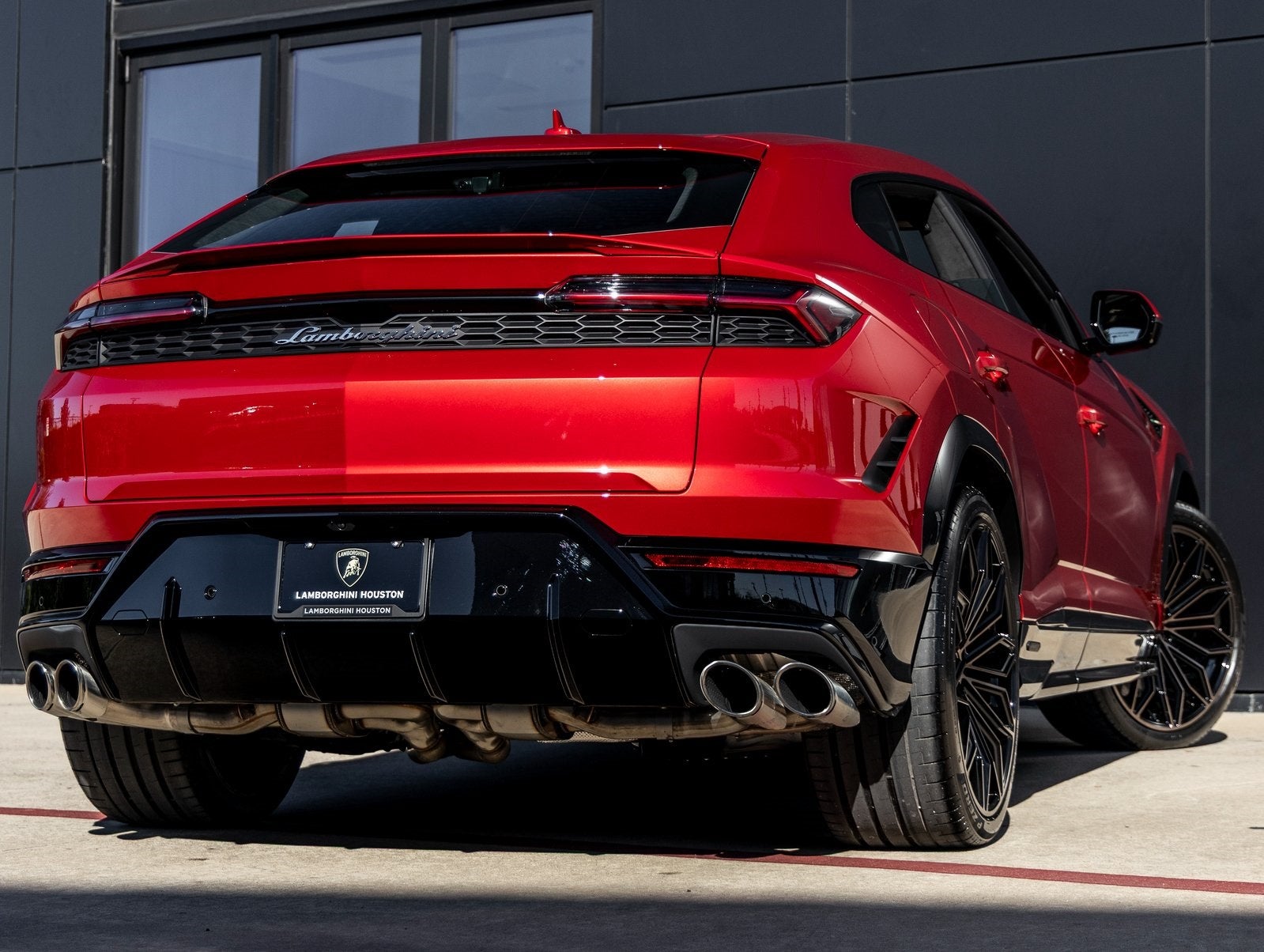 2025 Lamborghini Urus SE