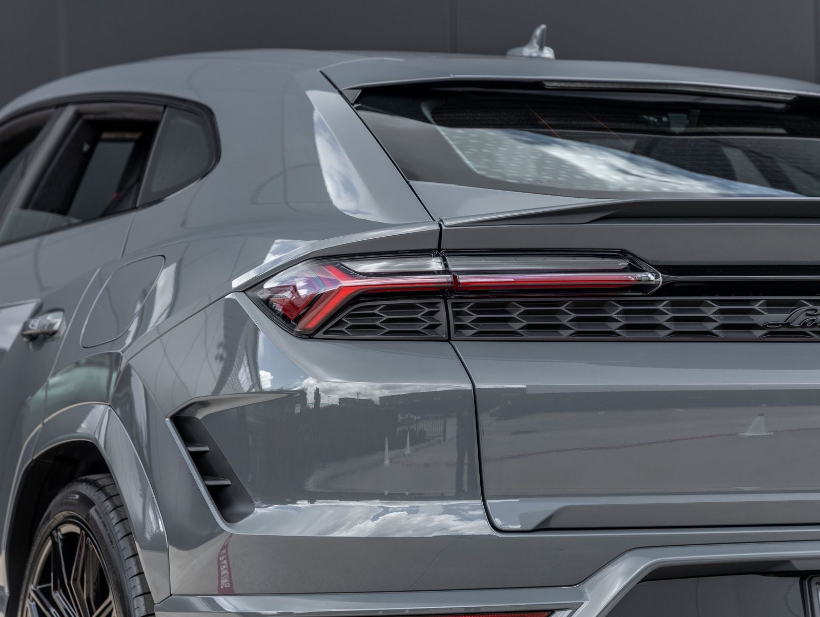 2026 Lamborghini Urus SE