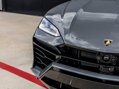 2026 Lamborghini Urus SE