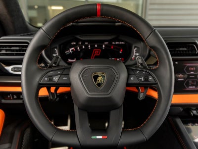 2026 Lamborghini Urus SE