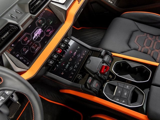 2026 Lamborghini Urus SE