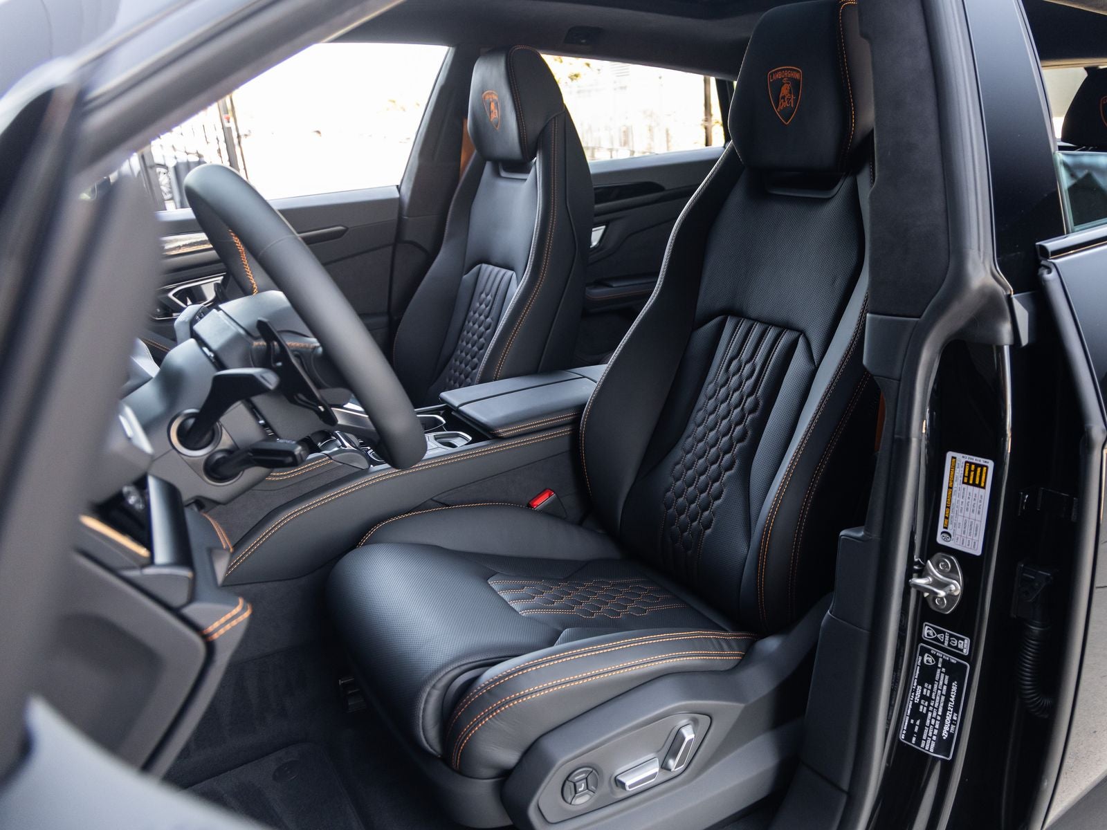 2026 Lamborghini Urus SE