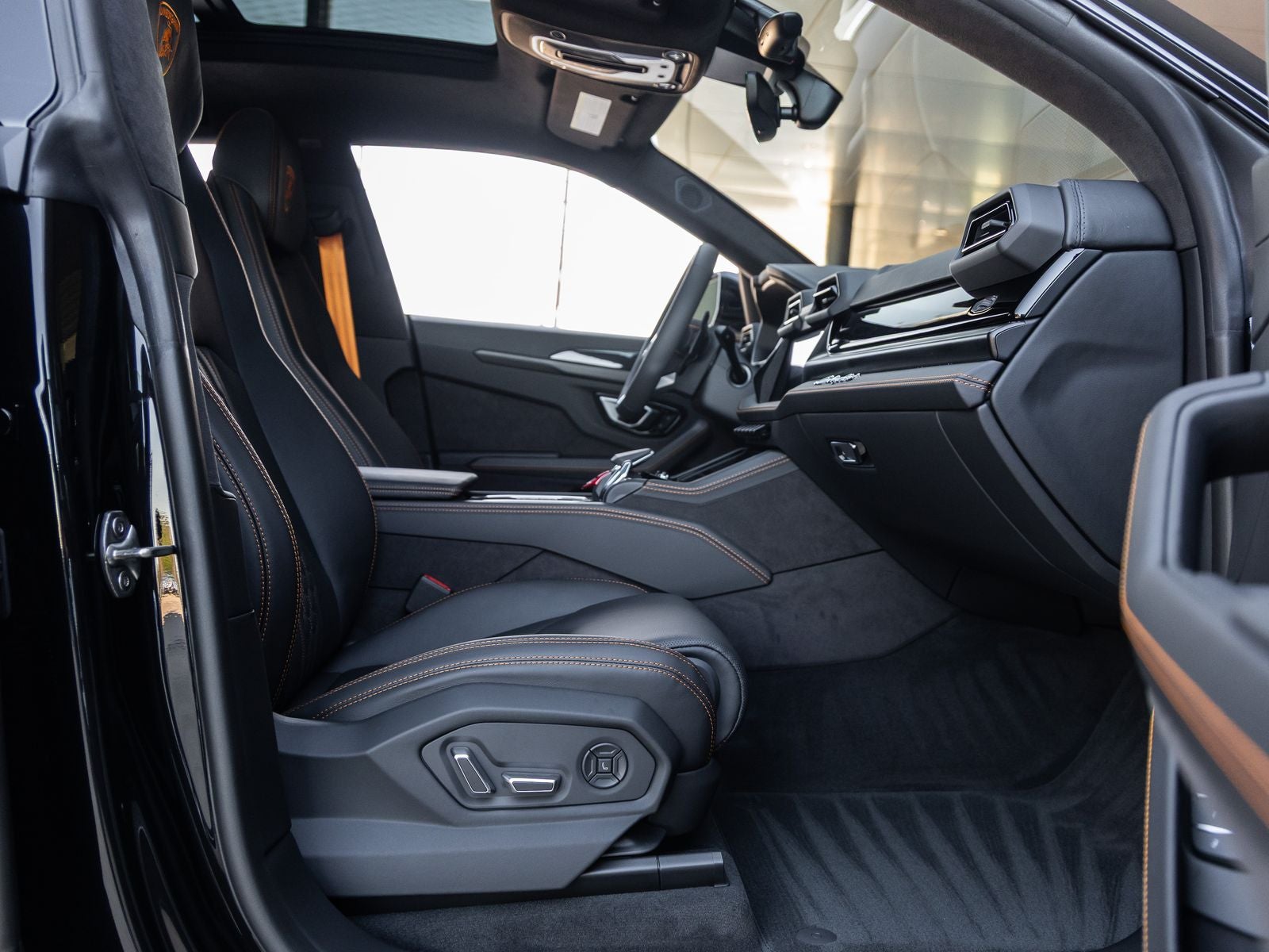 2026 Lamborghini Urus SE