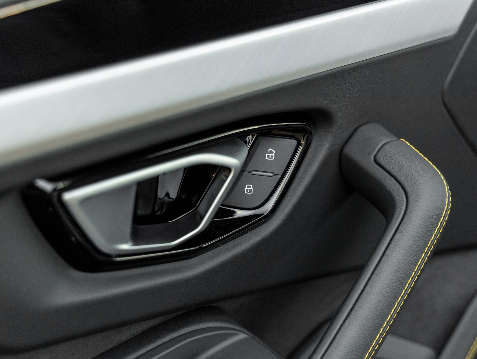 2026 Lamborghini Urus SE