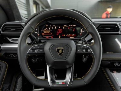 2026 Lamborghini Urus SE