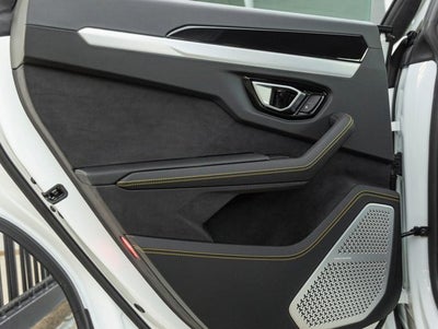 2026 Lamborghini Urus SE