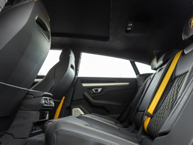 2026 Lamborghini Urus SE