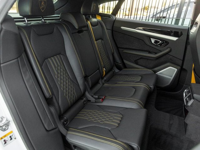 2026 Lamborghini Urus SE