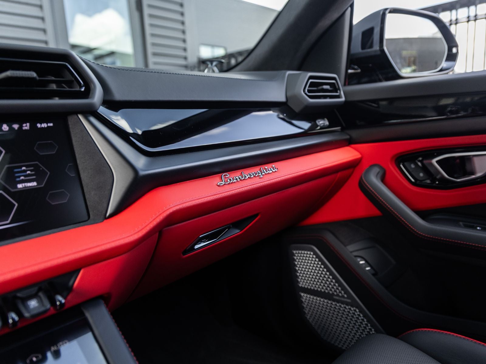 2026 Lamborghini Urus SE