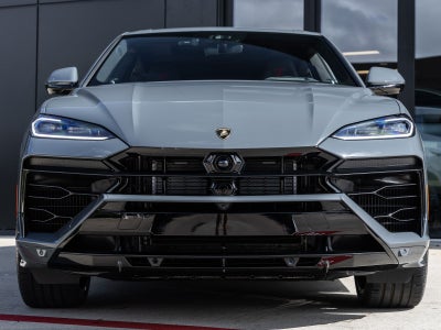 2026 Lamborghini Urus SE