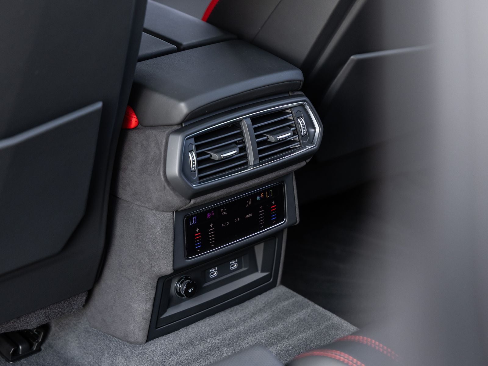 2026 Lamborghini Urus SE