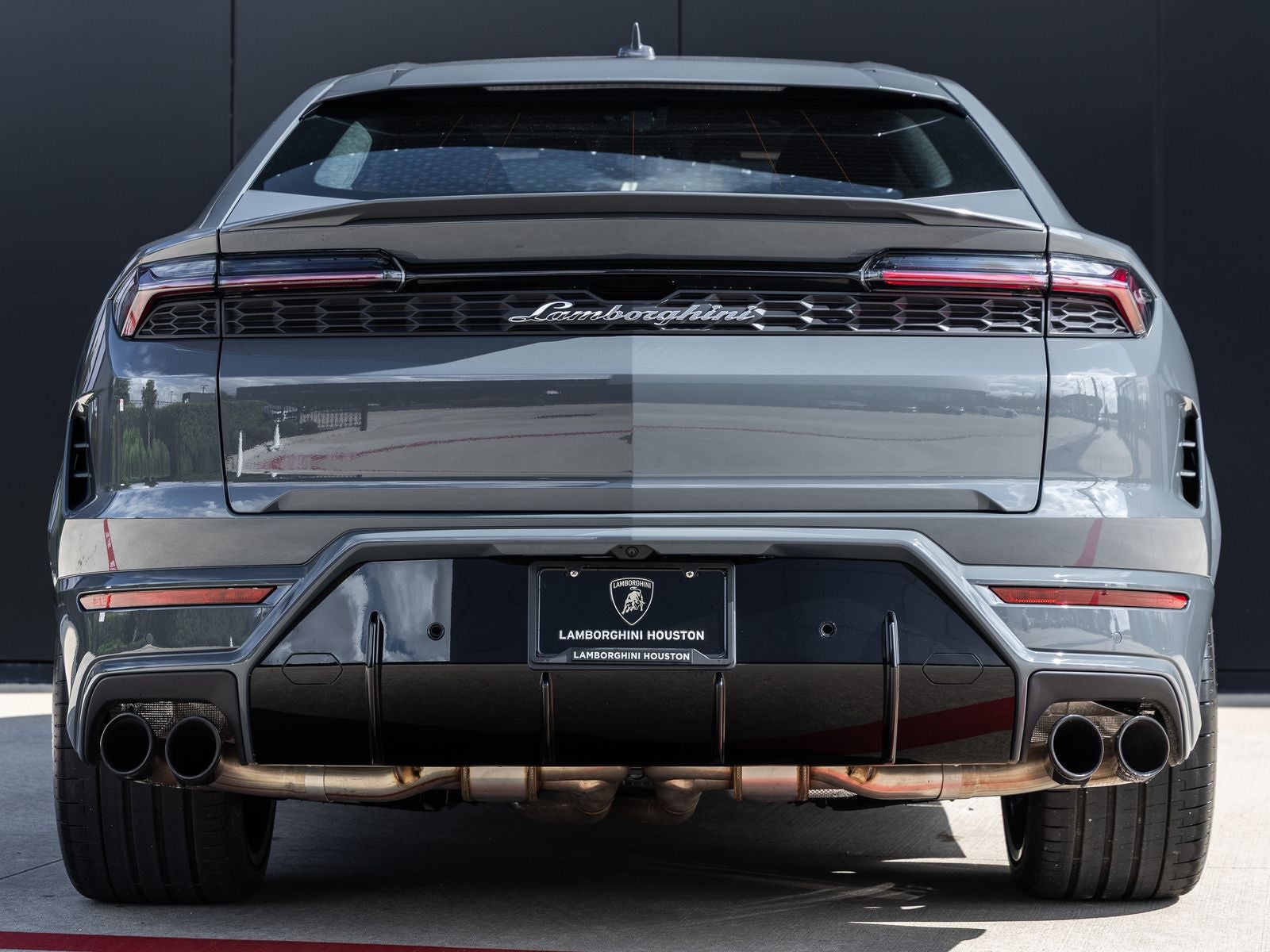 2026 Lamborghini Urus SE