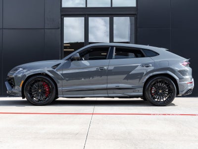 2026 Lamborghini Urus SE