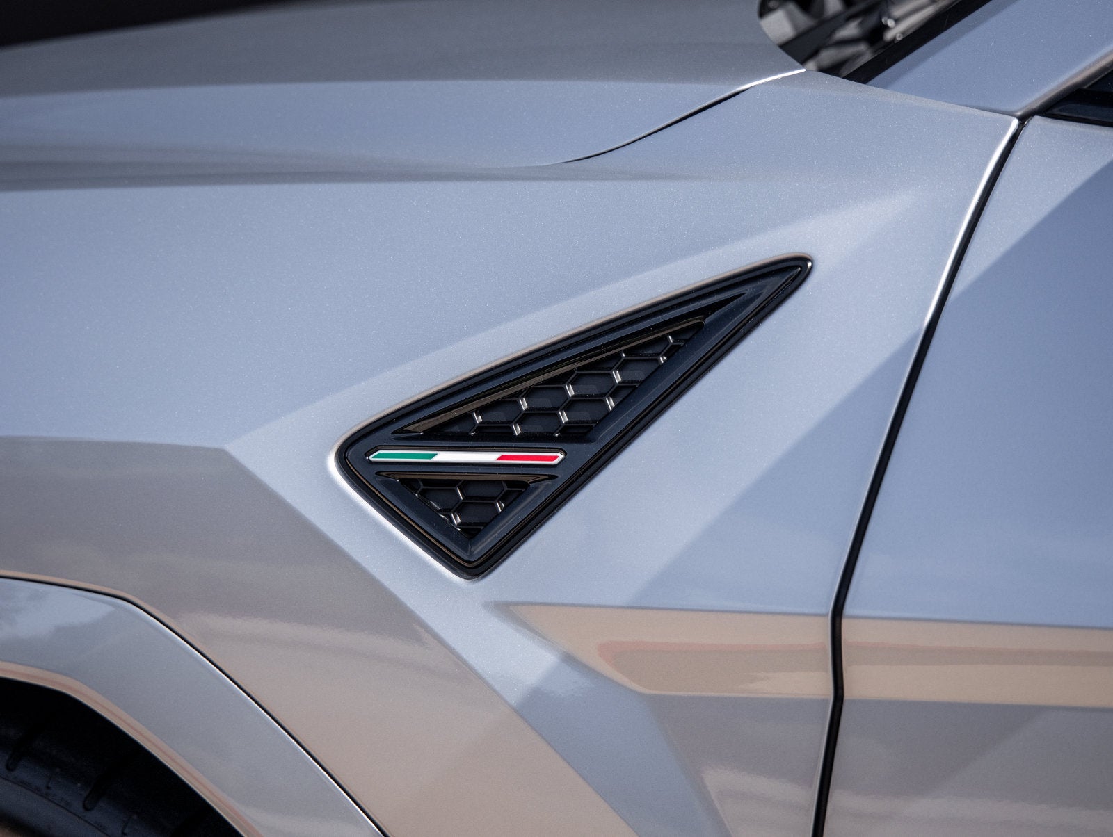 2026 Lamborghini Urus SE