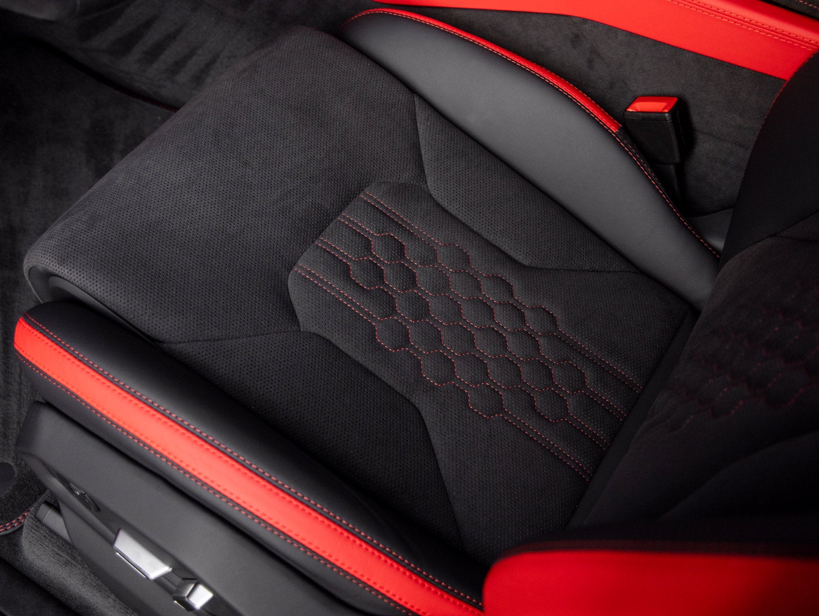 2026 Lamborghini Urus SE
