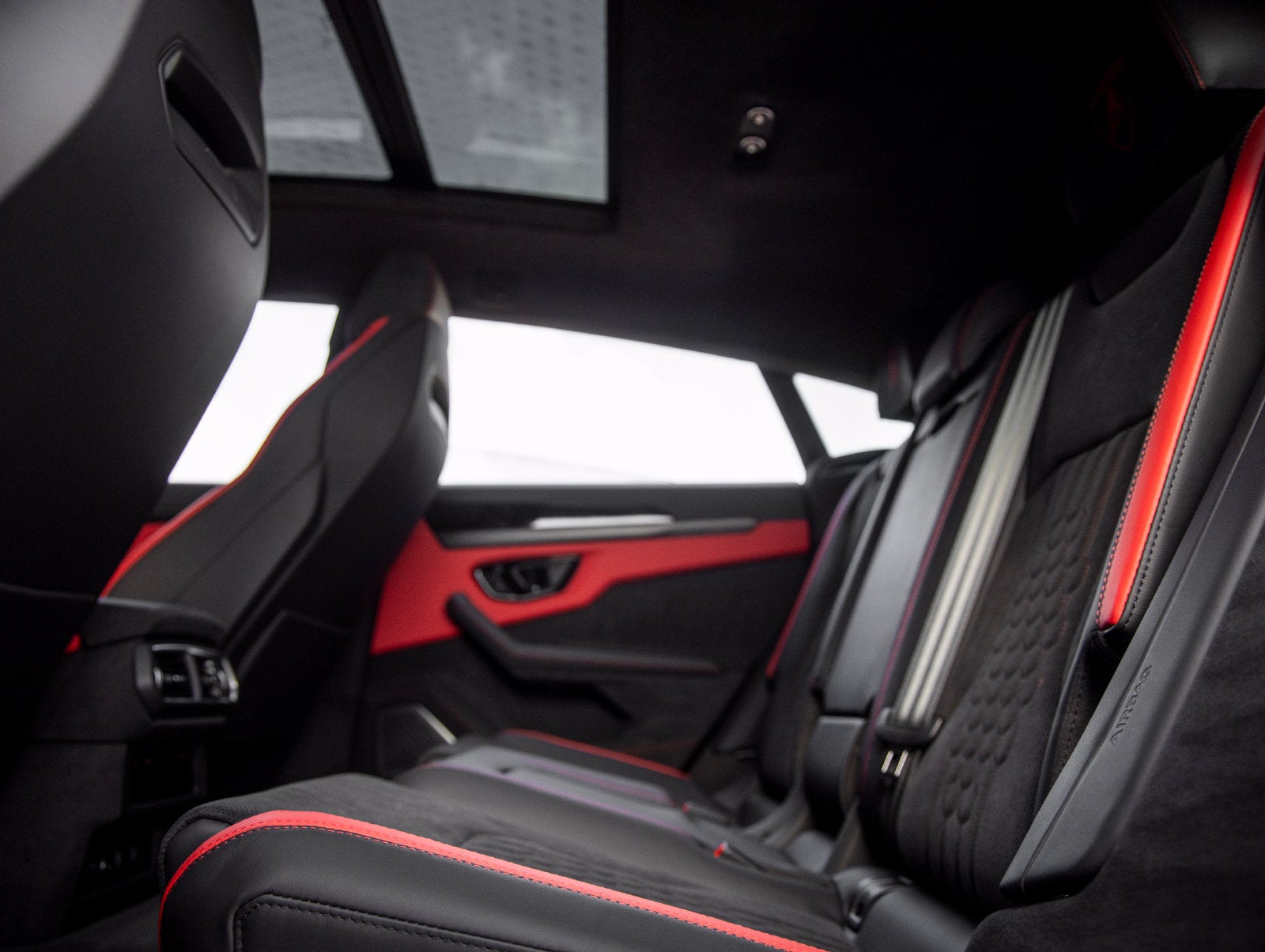 2026 Lamborghini Urus SE